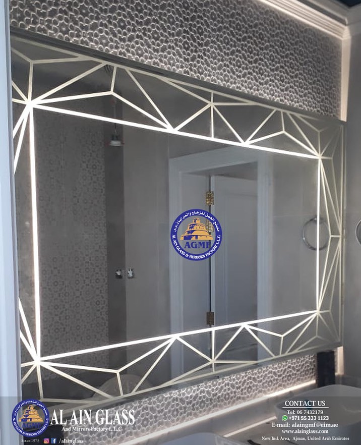 Al Ain Glass & Mirrors Factory Buildeey